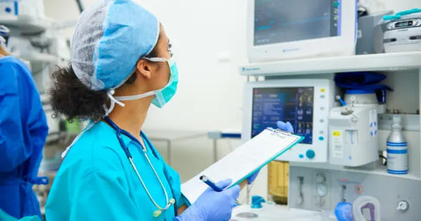 How to Recruit Healthcare Staff With Social Media